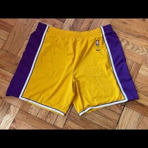 Vintage Nike LA Lakers Home Shorts XL